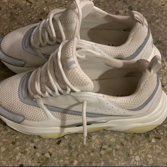 Doir b22 ( must meet up in person) - Picture 5 of 5